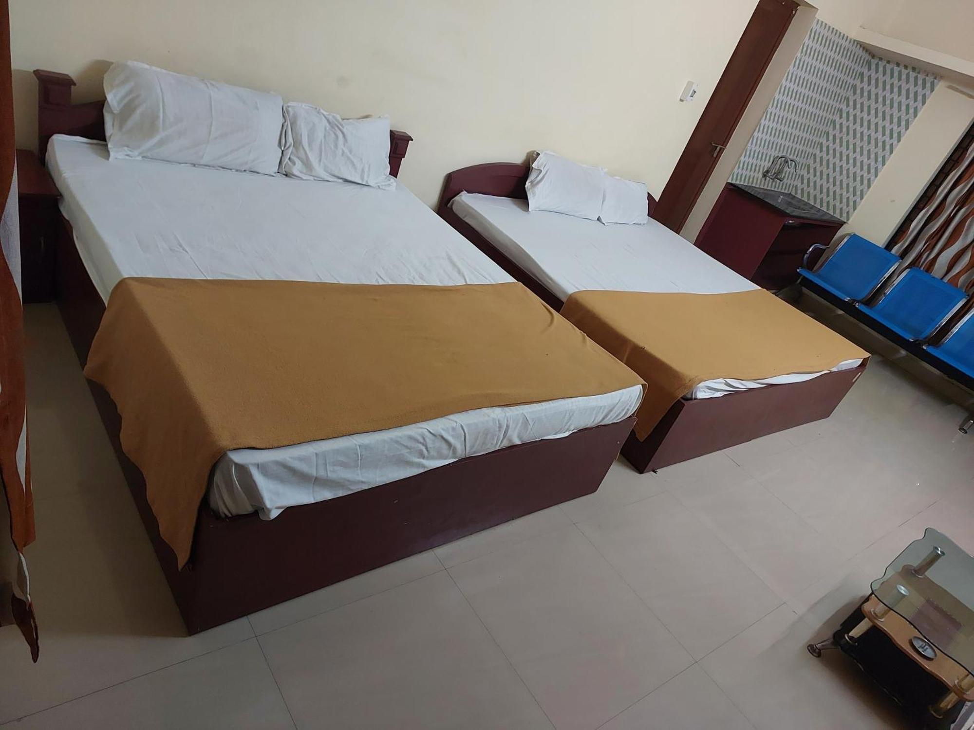 Adhithya Apartments Guruvayur Luaran gambar